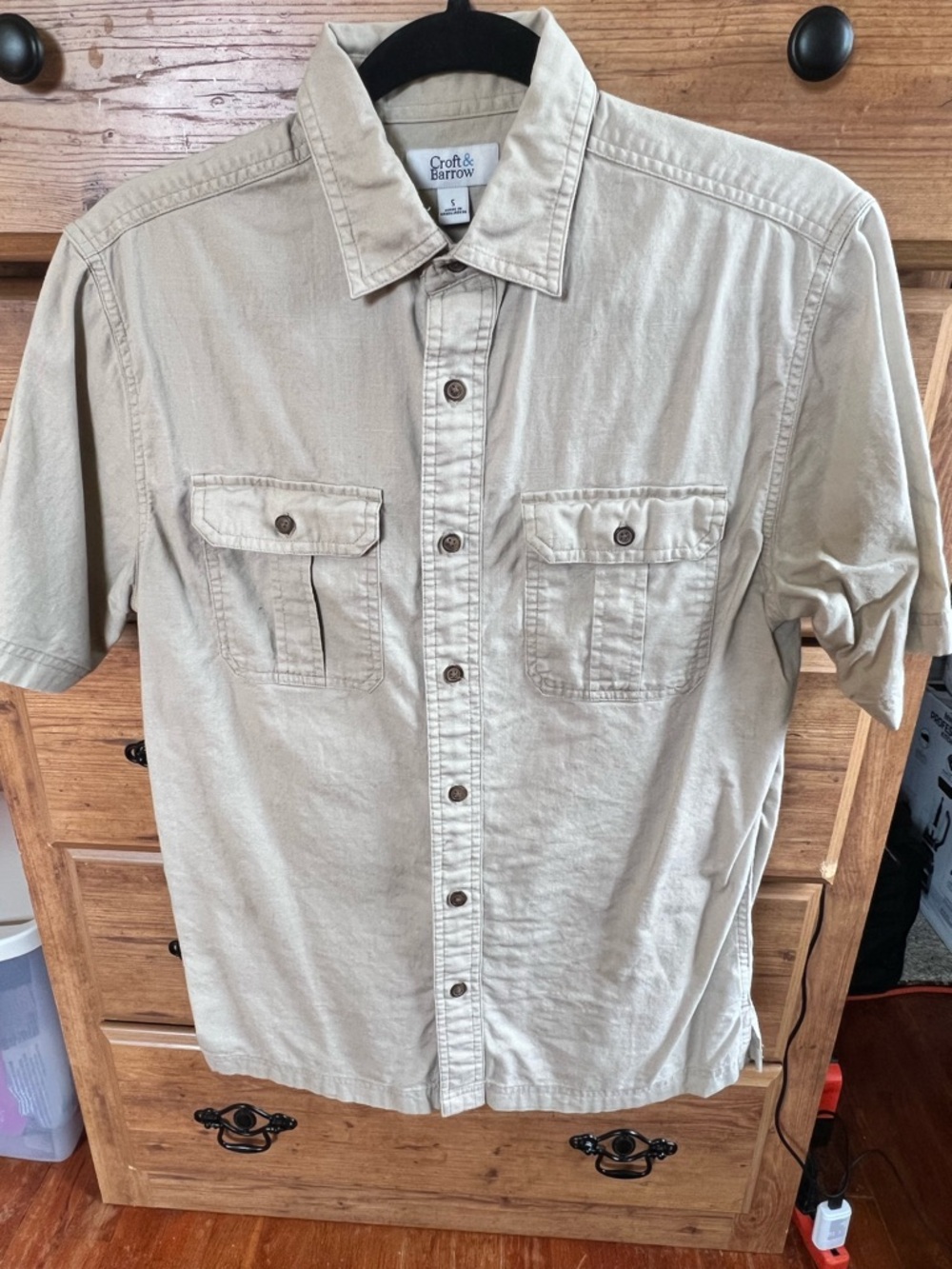 croft & barrow Men's Short-Sleeve Button-Down Shirt in Khaki